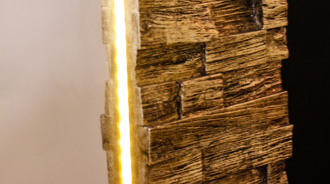 WM - 02003 Wood Cracked Gold Mirror